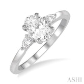1/5 ctw Pear Cut Diamond Semi-Mount Engagement Ring in 14K White Gold