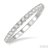 1/4 ctw Lattice Round Cut Diamond Wedding Band in Platinum