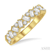 5/8 ctw Zigzag Baguette and Round Cut Diamond Ring in 14K Yellow Gold