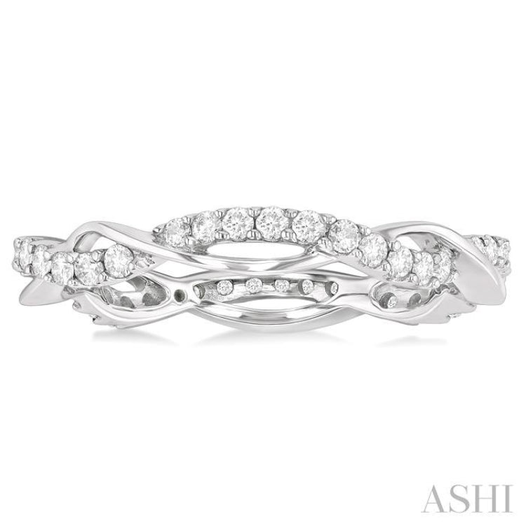1/2 ctw Twisted Round Cut Diamond Eternity Wedding Band in 14K White Gold
