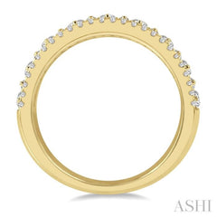 3/4 ctw Baguette and Round Cut Diamond Fashion Band in 14K Yellow Gold