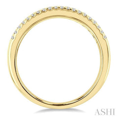 1/2 ctw Channel Round Cut Diamond Wedding Band in 14K Yellow Gold