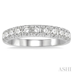 3/4 ctw 11 Stone Round Cut Diamond Wedding Band in Platinum