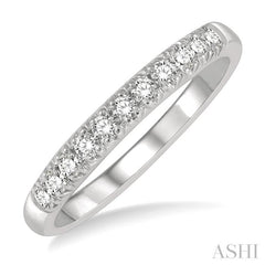 1/4 ctw 11 Stone Round Cut Diamond Wedding Band in Platinum