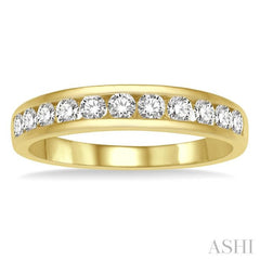 1/2 ctw Channel Set 11 Stone Round Cut Diamond Wedding Band in 14K Yellow Gold