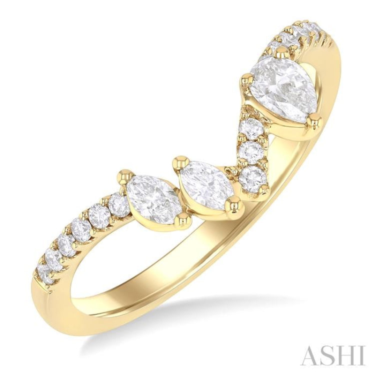 3/8 ctw Mixed Cut Diamond Chevron Fashion Ring in 14K Yellow Gold