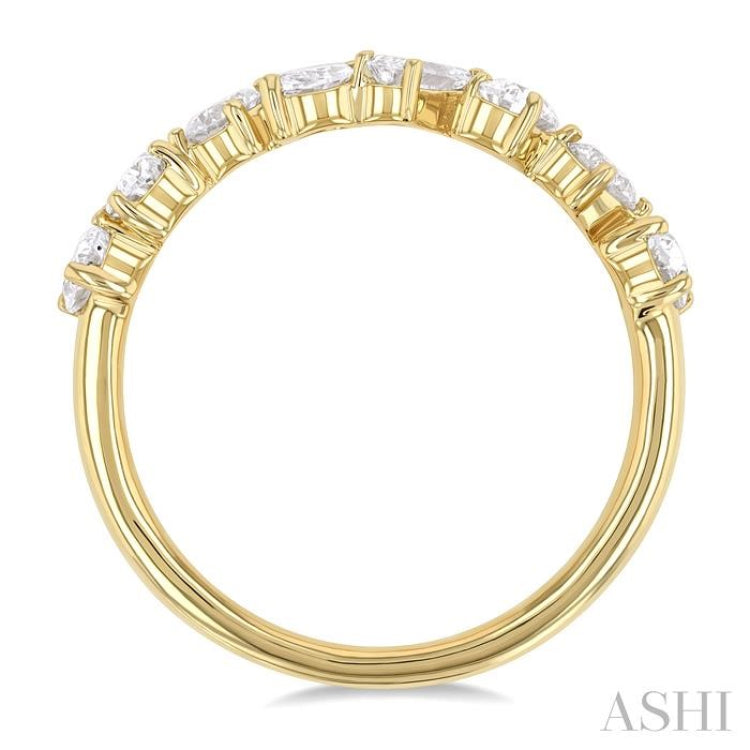 1 1/10 ctw Mixed Shape Diamond Fashion Ring in 14K Yellow Gold