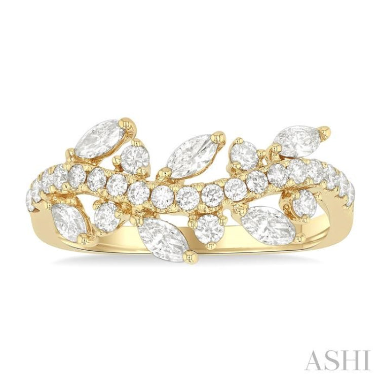 3/4 ctw Curved Center Marquise and Round Cut Diamond Fashion Band in 14K Yellow Gold