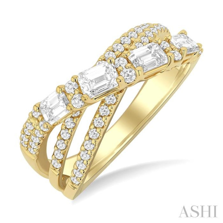 1 1/4 ctw Emerald and Round Cut Diamond Split Crossover Fashion Ring in 14K Yellow Gold