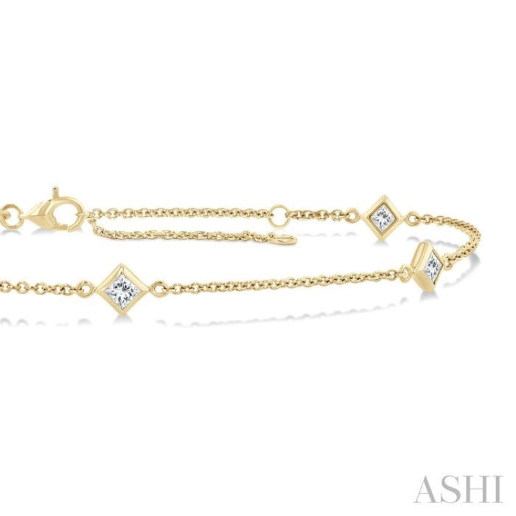 1/2 ctw Princess Cut Diamond Station Bracelet in 14K Yellow Gold