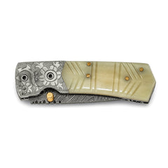 Luxury Giftware Damascus Steel 256 Layer Folding Carved Camel Bone Handle Knife with Leather Sheath and Wooden Gift Box