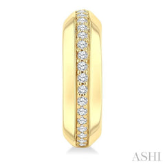 1/6 Ctw Round Cut Diamond Bold Fashion Half Hoop Earrings in 10K Yellow Gold