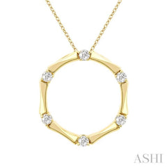 1/10 Ctw Petite Bamboo Shoot Inspired Round Cut Diamond Fashion Pendant With Chain in 10K Yellow Gold