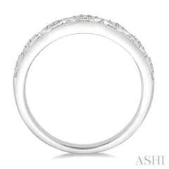 1/20 Ctw Round Cut Diamond Wedding Band in 14K White Gold