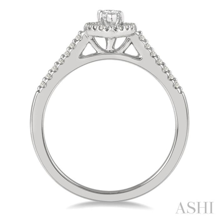 1/2 Ctw Round Cut Diamond Engagement Ring With 1/4 Ct Marquise Cut Center Stone in 14K White Gold