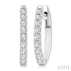 1/2 Ctw Round Cut Diamond Hoop Earrings in 14K White gold
