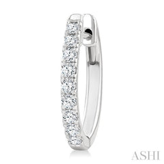 1/2 Ctw Round Cut Diamond Hoop Earrings in 14K White gold