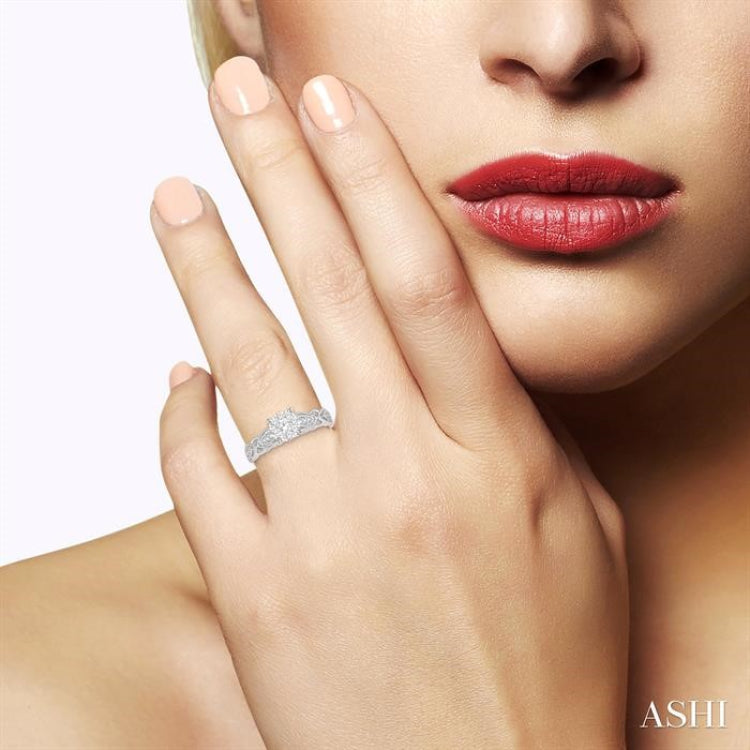 3/8 Ctw Circular Mount Marquise Lattice Lovebright Round Cut Diamond Ring in 14K White Gold