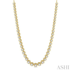 3 Ctw Round Cut Diamond Illusion Necklace in 10K Yellow Gold