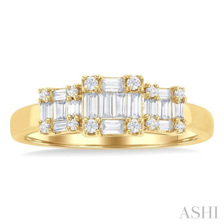 1/2 Ctw Past, Present & Future Baguette and Round Cut Diamond Fusion Fashion Ring in 14K Yellow Gold