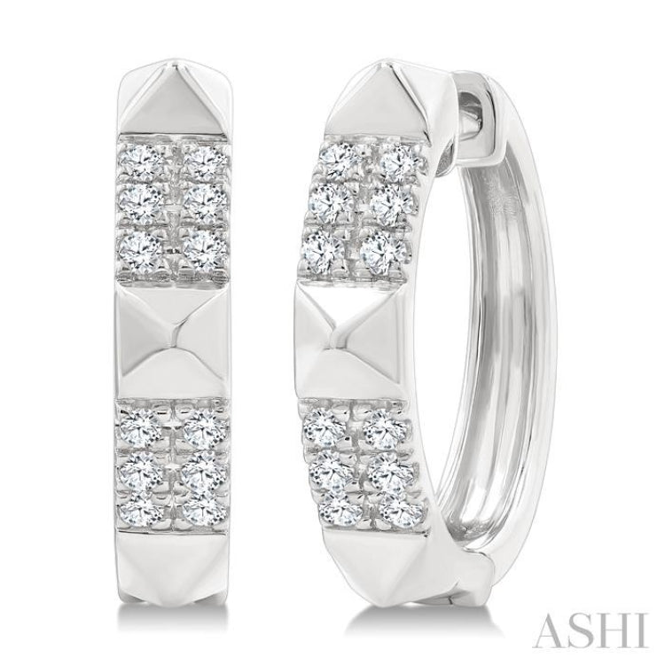 1/4 Ctw Round Cut Diamond Pyramid Huggie Earrings in 10K White Gold