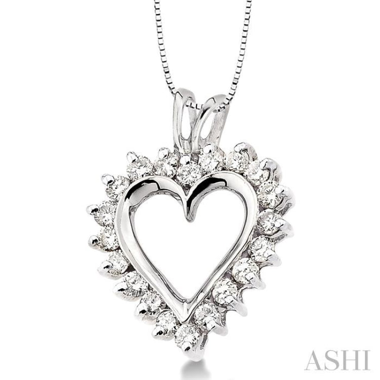 1/2 Ctw Round Cut Diamond Heart Pendant in 14K White Gold with Chain