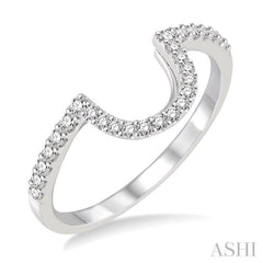 1/4 Ctw Round Cut Diamond Wedding Band in 14K White Gold