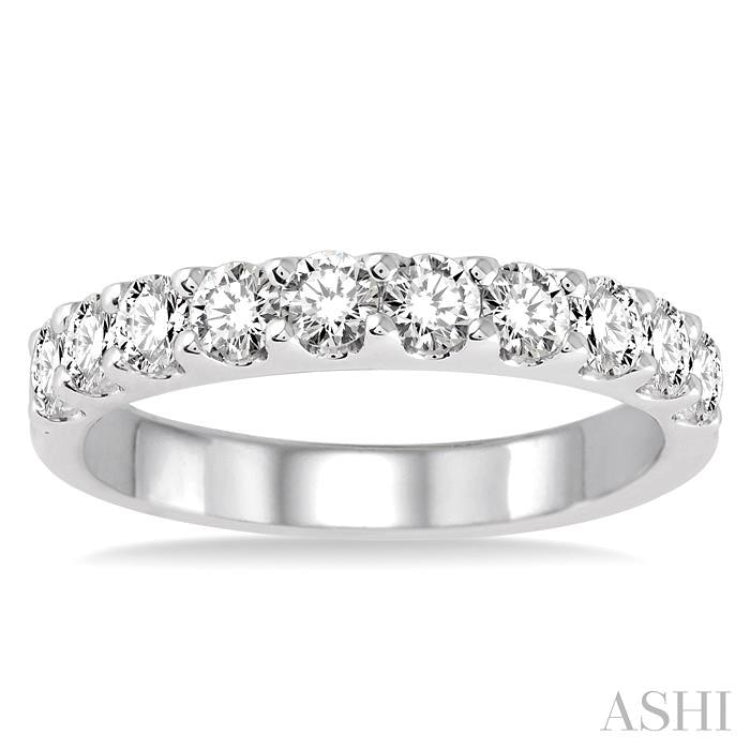 1 Ctw Round Cut Diamond Wedding Band in 14K White Gold