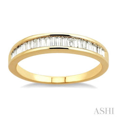1/2 Ctw Channel Set Baguette Cut Diamond Wedding Band in 14K Yellow Gold