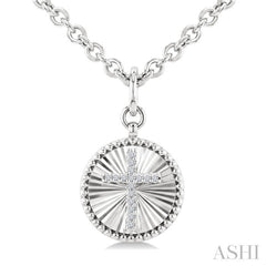 1/10 Ctw Latin Cross Round Cut Diamond Round Fluted Medallion Fashion Pendant With Chain in Sterling Silver