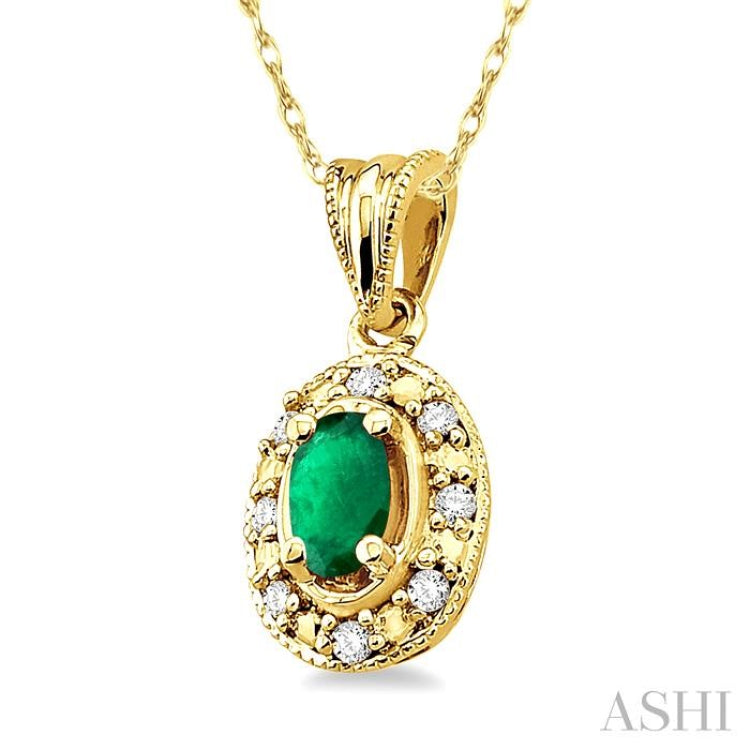 5x3 MM Oval Shape Emerald and 1/20 ctw Single Cut Diamond Pendant in 14K Yellow Gold with Chain