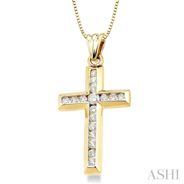 1/2 ctw Round Cut Diamond Cross Pendant in 14K Yellow Gold with Chain