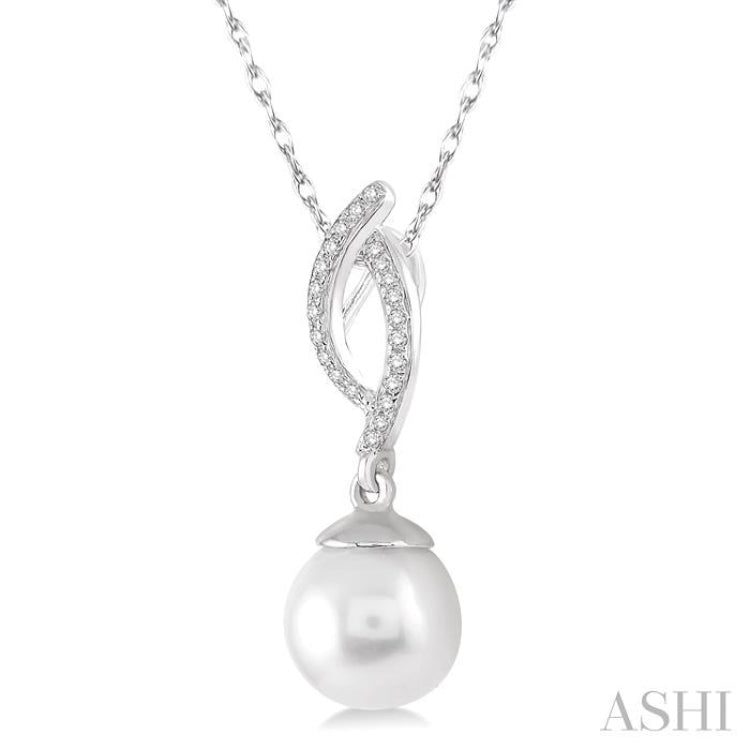 7x7 MM Round Cut Cultured Pearl and 1/20 ctw Round Cut Diamond Pendant in 10K White Gold with Chain