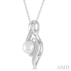 7x7 MM Round Shape Cultured Pearl and 1/20 ctw Round Cut Diamond Pendant in Sterling Silver with Chain