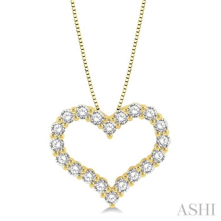 1 ctw Heart Shape Round Cut Diamond Pendant With Chain in 14K Yellow Gold