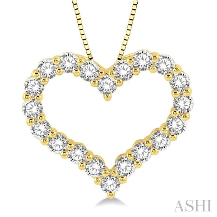 1 ctw Heart Shape Round Cut Diamond Pendant With Chain in 14K Yellow Gold