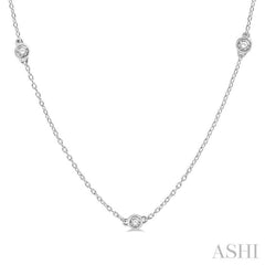 3/4 ctw Round Cut Diamond Fashion Necklace in 14K White Gold