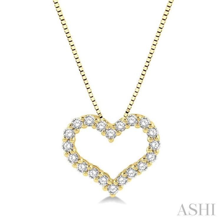 1/4 ctw Heart Shape Round Cut Diamond Pendant With Chain in 14K Yellow Gold