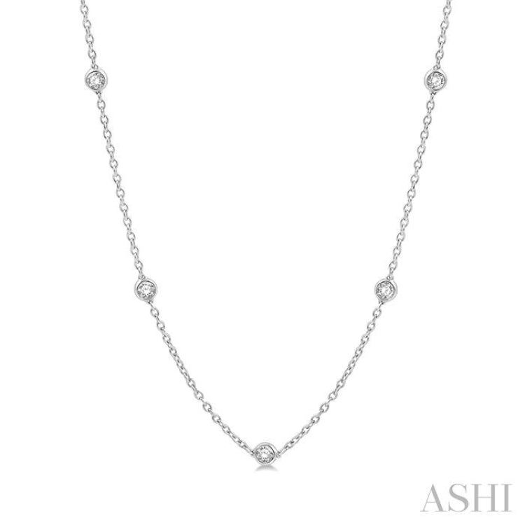 2 ctw Round Cut Diamond Fashion Necklace in 14K White Gold