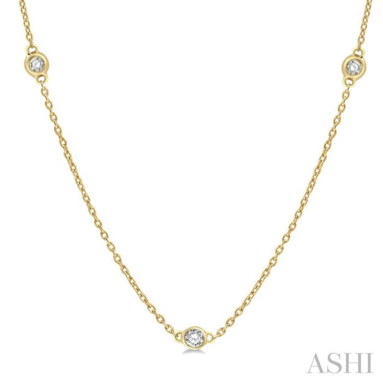 1/4 ctw Round Cut Diamond Fashion Necklace in 14K Yellow Gold