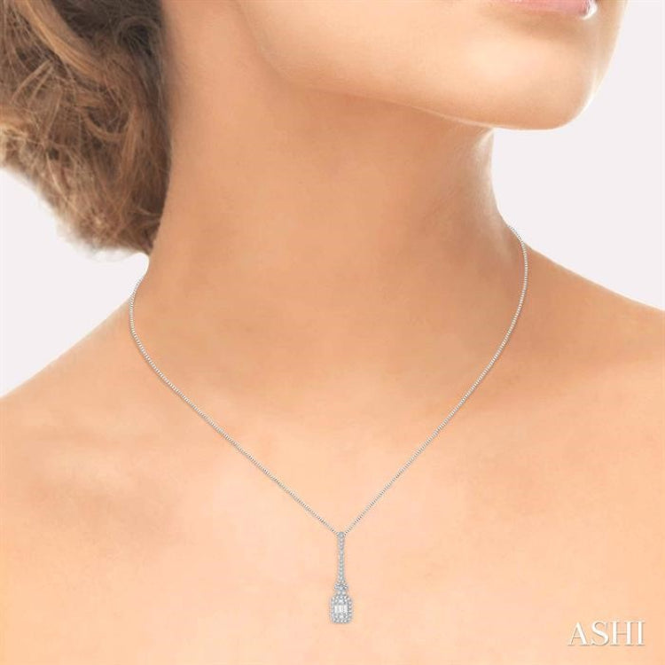 1/2 ctw Baguette & Round Cut Diamond Pendant in 14K White Gold with chain