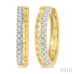 1/10 ctw Pyramid Round Cut Diamond Huggie Petite Earrings in 10K Yellow Gold