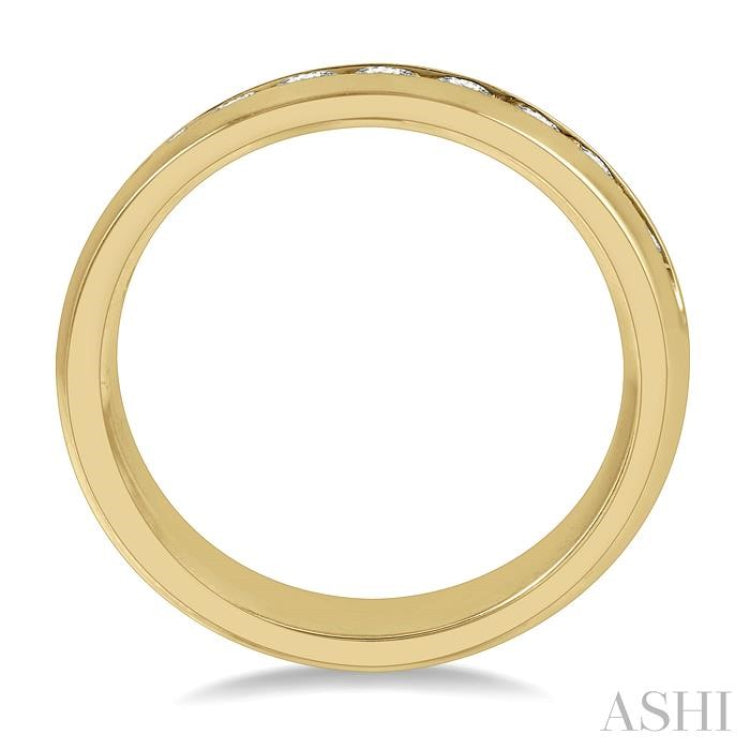 1 ctw Niched Center Round Cut Diamond Men's Wedding Band in 14K Yellow Gold