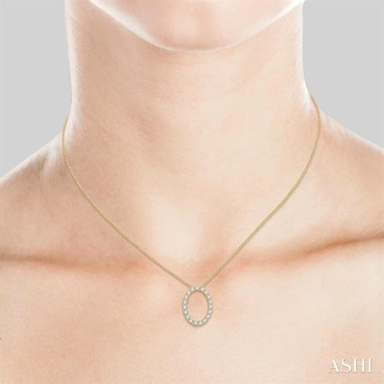 1/2 ctw Oval Shape Window Round Cut Diamond Pendant With Chain in 14K Yellow Gold