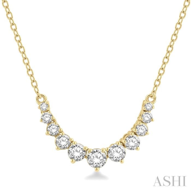 3/4 ctw Graduated Diamond Smile Necklace in 14K Yellow Gold