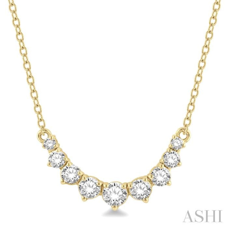 1/2 ctw Graduated Diamond Smile Necklace in 14K Yellow Gold