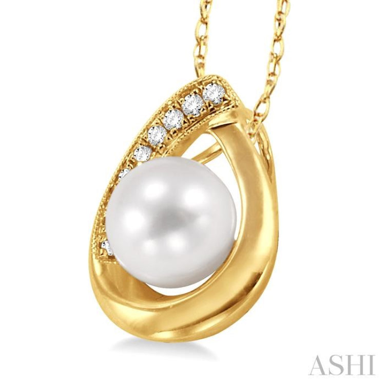 6.5 MM Round Shape Cultured Pearl and 1/20 ctw Round Cut Diamond Pendant in 10K Yellow Gold with Chain