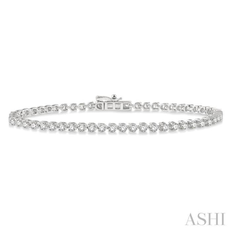 3 ctw Tri-Prong Round Cut Diamond Tennis Bracelet in 14K White Gold