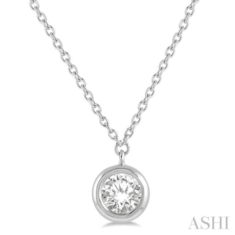 1/5 ctw Round Cut Diamond Pendant With Chain in 14K White Gold
