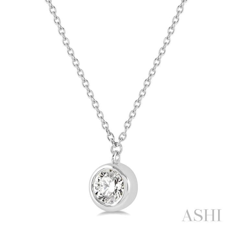 1/5 ctw Round Cut Diamond Pendant With Chain in 14K White Gold